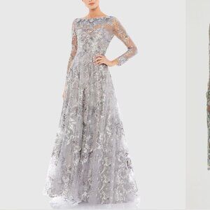 Mac Duggal Floral Embroidered Illusion Long Sleeve Gown Platinum Silver NWT 8
